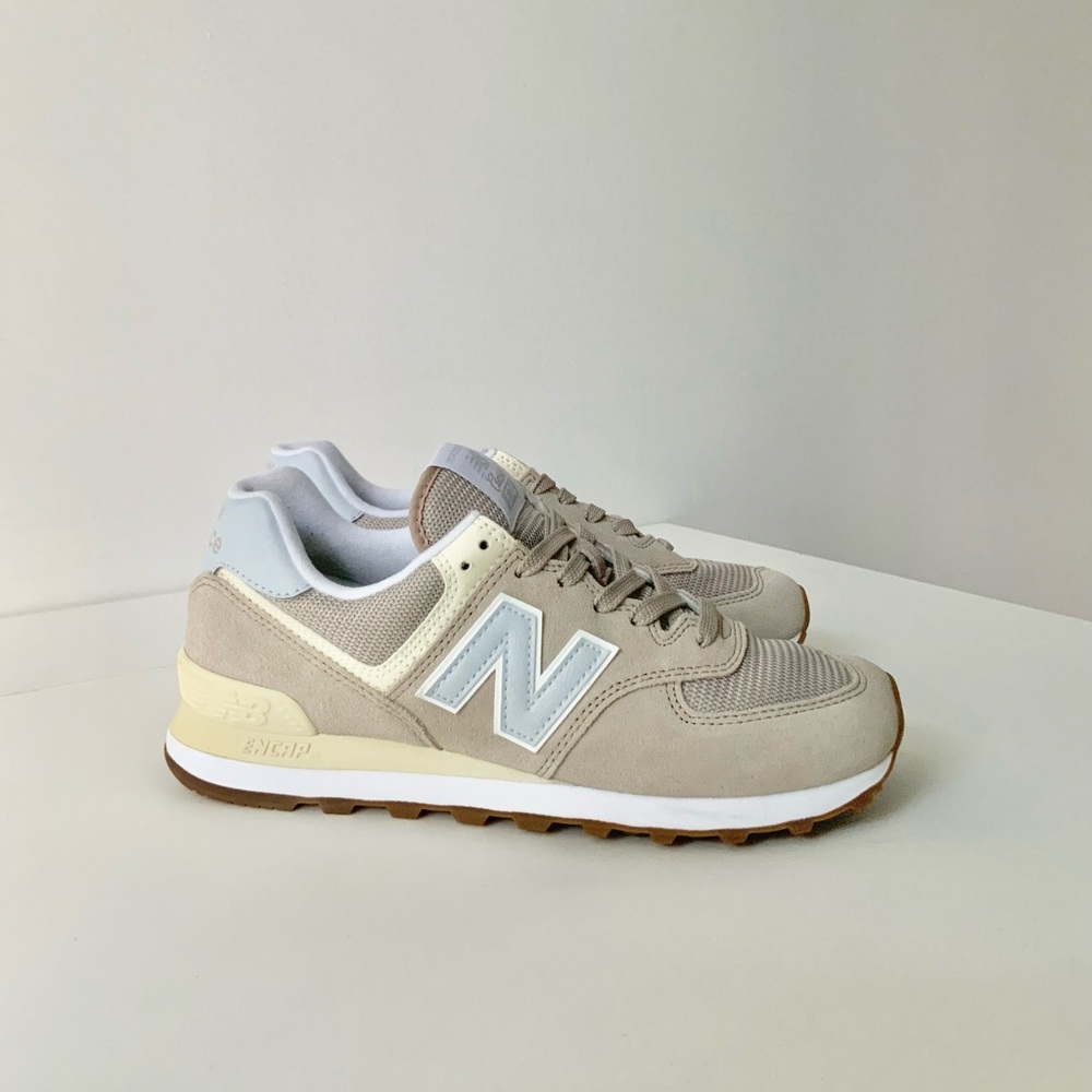 New Balance Sneakers — NWOT